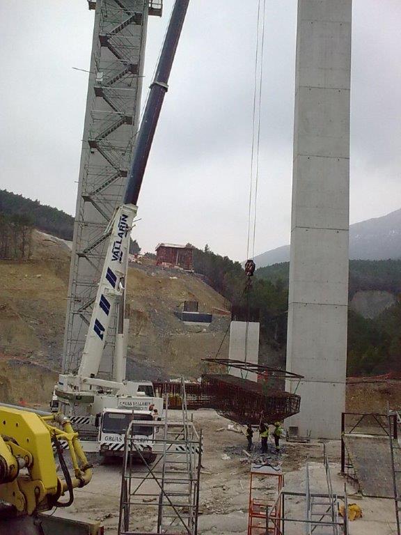 Grúas Vallarín trabajos en viaducto