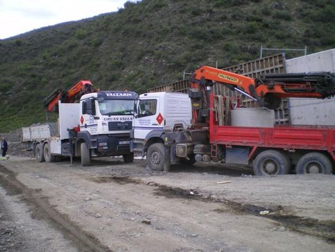 Grúas Vallarín grúas en ladera